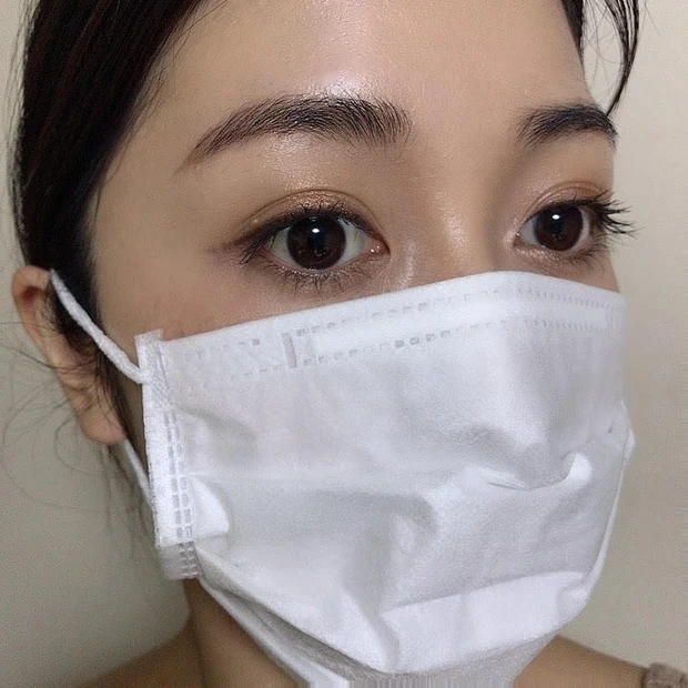 【夏におすすめしたいマスクメイク】
マスクでもメイクを楽しみたい!オレンジからブラウン、ラメからマットまで!_2_1