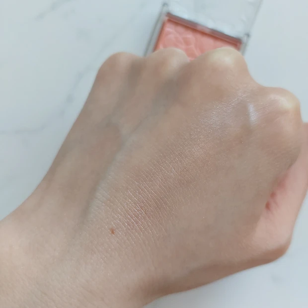 パールグロウニュアンサー