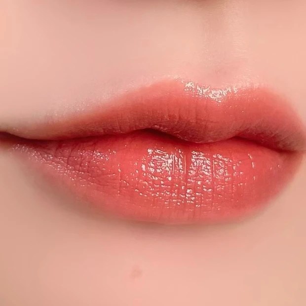 キャンメイク(CANMAKE) むちぷるティント 01 バタースコッチ スウォッチ 新作コスメ