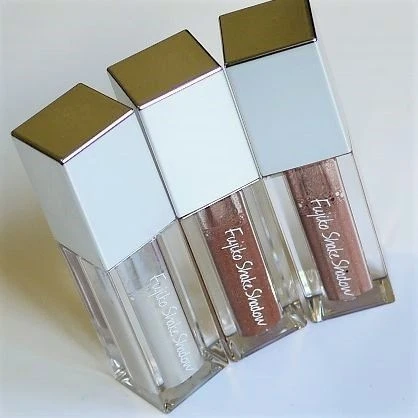 プチプラだけど極薄・極軽・超密着!フジコシェイクシャドウできらめく目元に!_4_2