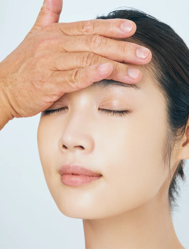 テカリのカバー　林田岬優