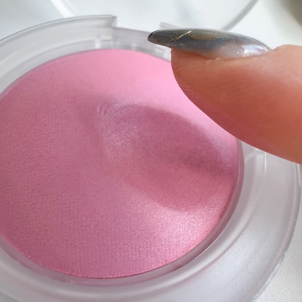 【おもちチークがリニューアル！】M·A·C 「グロー プレイ クッショニー ブラッシュ」全色徹底比較！_3