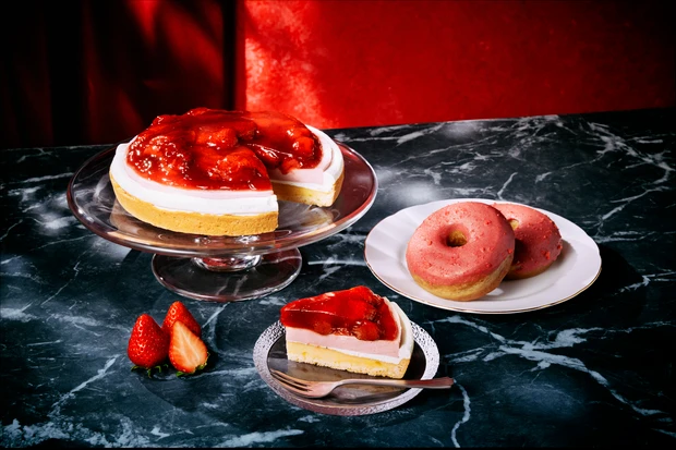 スターバックス ストロベリータルト ストロベリードーナツ