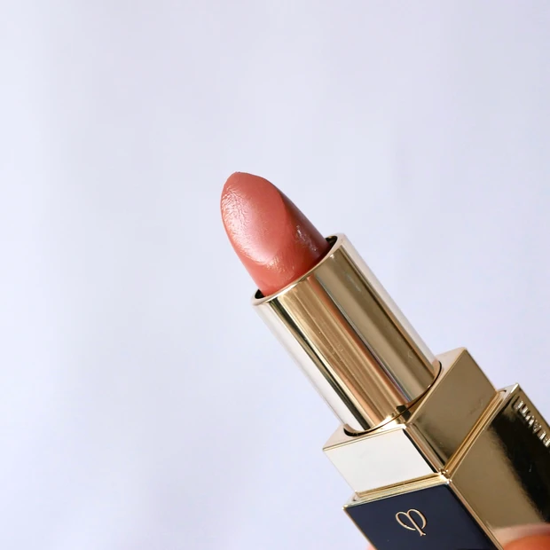 clé de peau BEAUTÉ(クレ・ド ・ポー ボーテ)ルージュ ア レーブル 10 タンタライジング タン