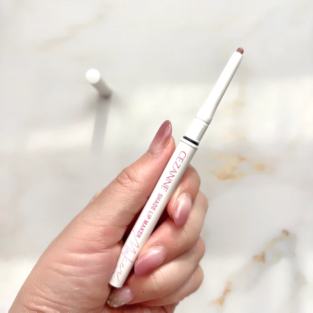 神崎恵 リップライナー セザンヌ