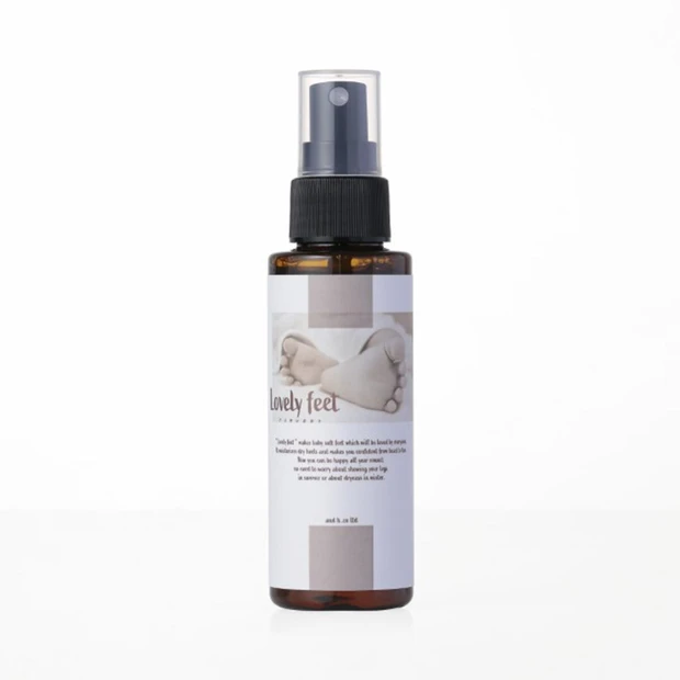 アンド エイチ 愛されかかと フットケアローション 100ml ¥3850