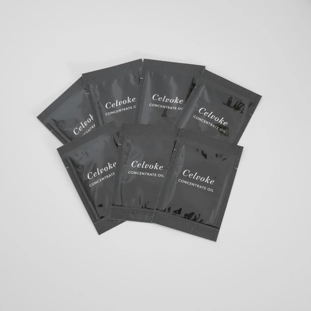 【MAQUIA 11月号】2021年クリスマスコフレ＆限定品最速NEWS！美容好きが推すプチプラコスメ100選も。_3_2