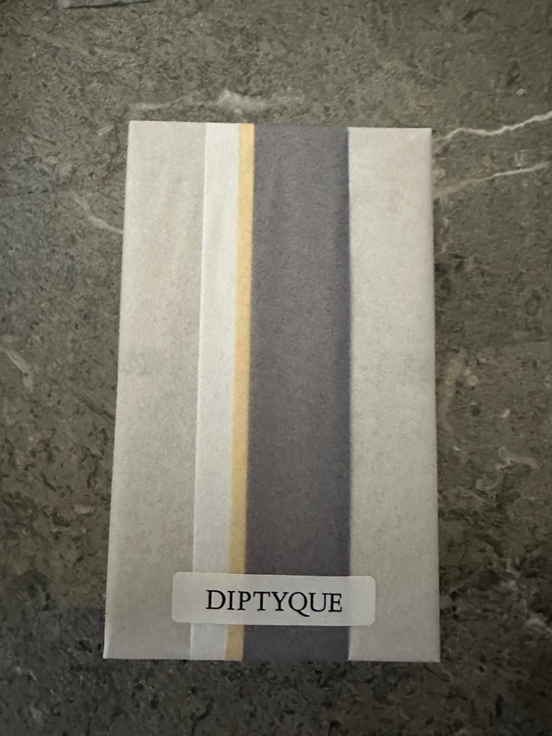 ハンドエングレービングサービスで世界に一つの宝物の香水を!_3_1