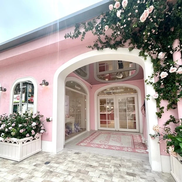 デイジークのフラッグシップストア