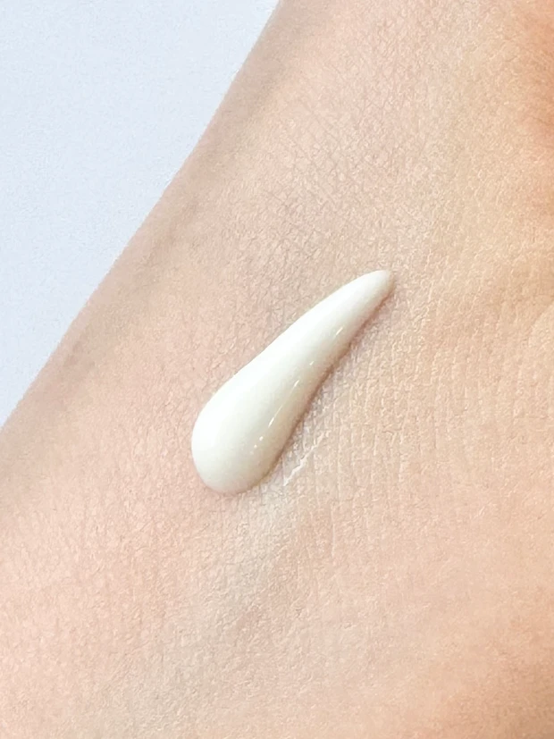 紫外線　化粧下地　UV　日焼け止め　エクセル