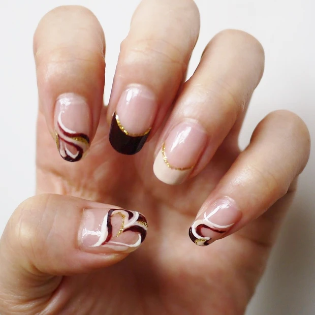 セルフでも○○を使えば簡単！ ALL手描きのハートネイル【ギ☆のセルフネ…