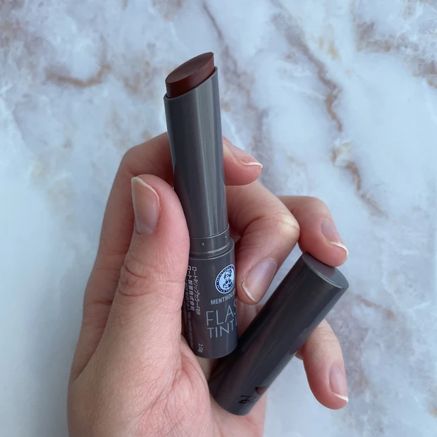 メンソレータム　ティント　ブルベ