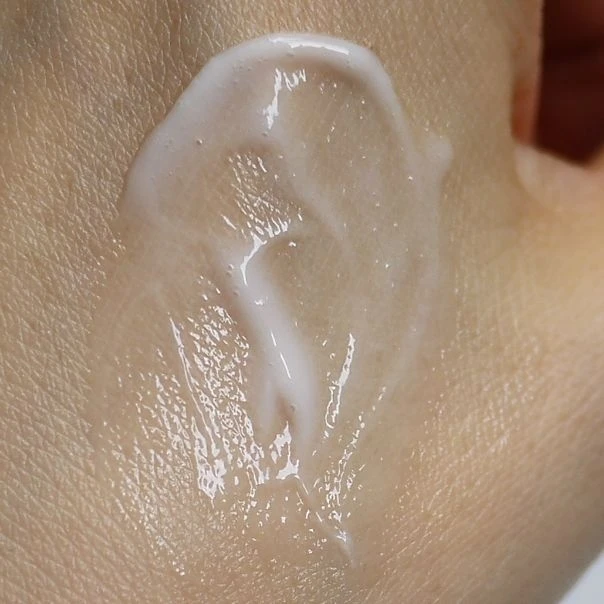 【40代・乾燥肌がお試し】目指すのは白さだけじゃない。美白美容液を徹底比較！_8_2