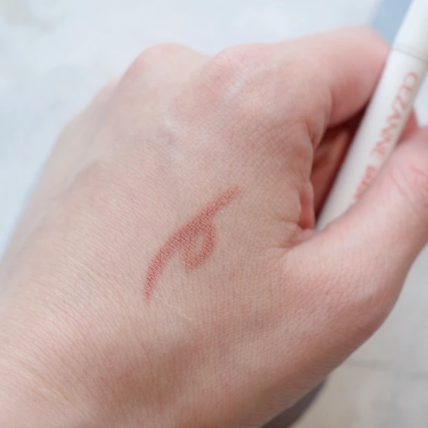 【セザンヌ】もっと早く知りたかった！ふっくら唇をプチプラで叶えられる話題のリップライナー！_4