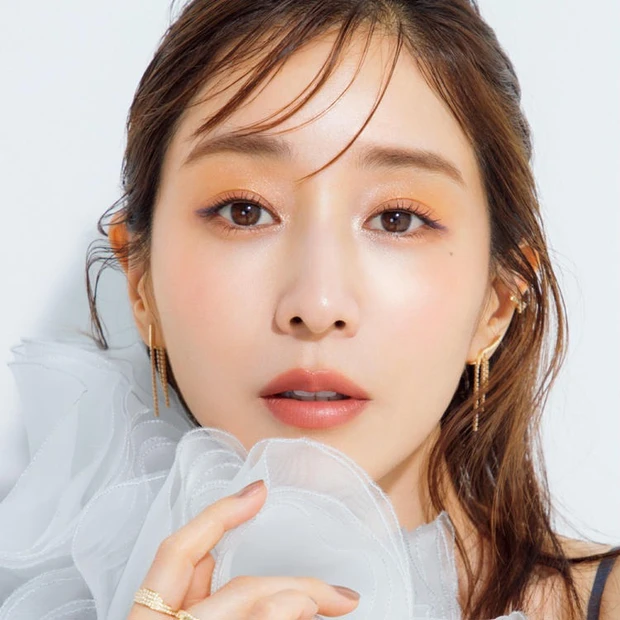 【9位】MAQUIA11月号の表紙は田中みな実さん! ひとさじの寒色が決め手の秋メイクを解説