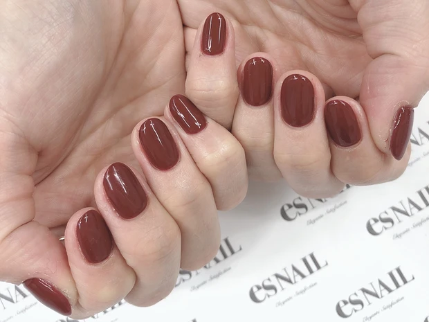 【インスタ保存数5000超！おすすめネイルデザイン6選✨】_5