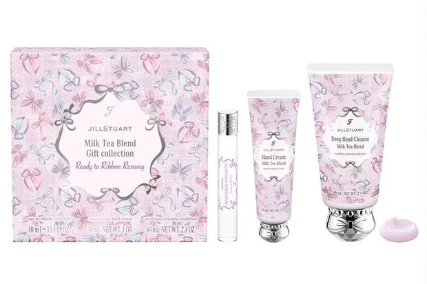 ジルスチュアート　ミルクティーブレンド　ギフトコレクション　レディートゥリボンランウェイ  