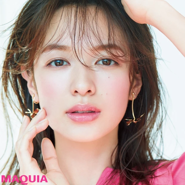 ピンクで美人印象アップ！ 血色感を引き出すチーク&ハイライトのテクニック