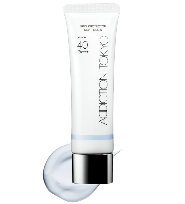【おすすめ日焼け止め2024】アディクション スキンプロテクター ソフトグロウ 001 SPF40・PA+++ 30g ￥4180／アディクション ビューティ（3月1日発売）