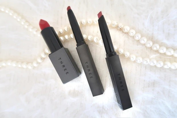 ドリームオン アリューリング リップスティックとドリームオン アリューリング リルoneのパッケージ