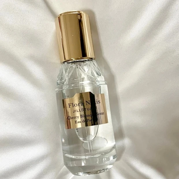 フローラノーティス　ジルスチュアート 人気香水 チェリーブロッサム オードパルファン