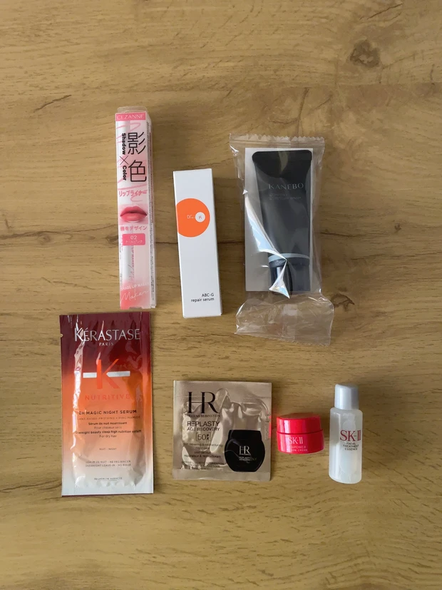 【MAQUIA2月号】表紙は石原さとみさん！神崎恵さん厳選の付録紹介｜注目記事をピックアップ！_2_2