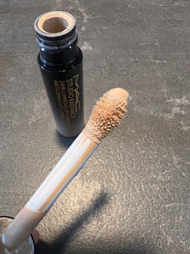 【クマ、シミに悩んでる方におすすめのコンシーラー3選！】DIOR、ADDICTON、MAC…どれも乾燥知らずで使い心地よしなのにしっかり隠せる！徹底比較します！_6_1