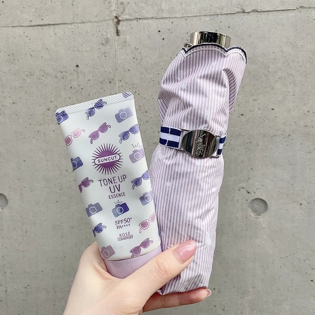 日焼け止めと日傘