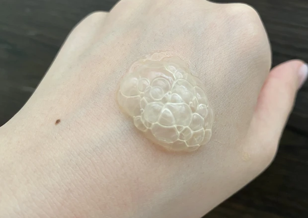 【肌の引き締め・潤い・ハリを実現!1.8cmの威力】新感覚美容液のテクスチャーがやみつきに♡_2