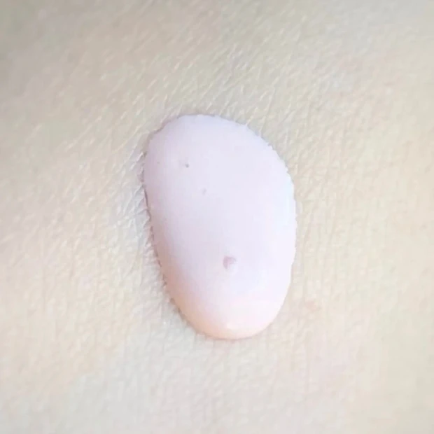 ジルスチュアート　化粧下地　ベースメイク　メイク下地　デパコス