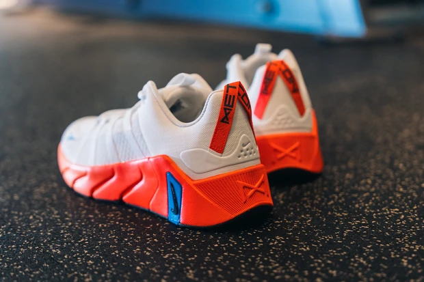 NIKE ナイキ メトコン7　トレーニングシューズ　バックショット　美活