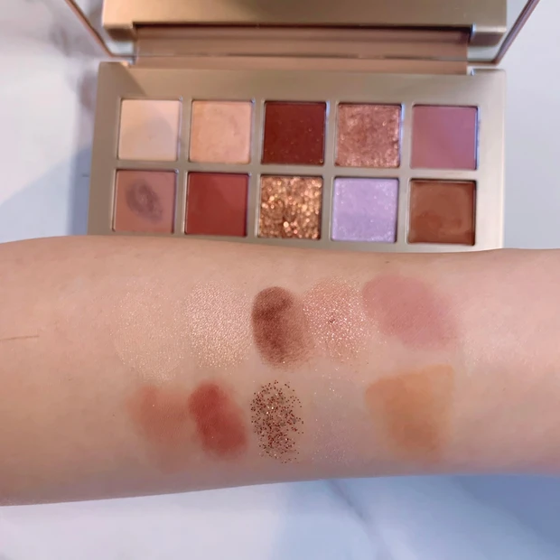 hince ニューデップスアイシャドウパレット オフバランス