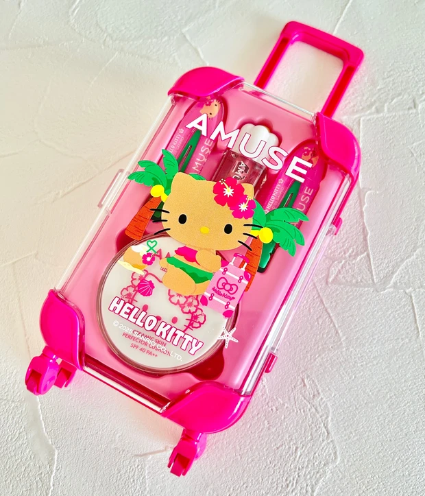 マキア サンリオコラボコスメ AMUSE(アミューズ)メイクアップミニキャリーセット