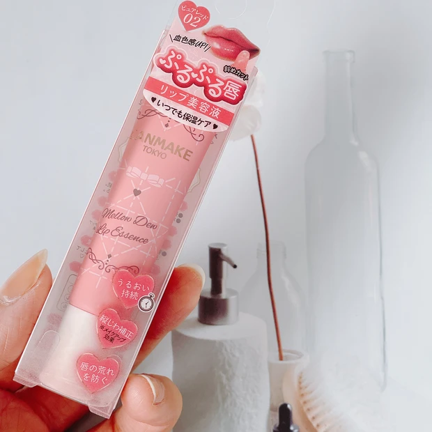 キャンメイク メロウデューリップエッセンス とは？