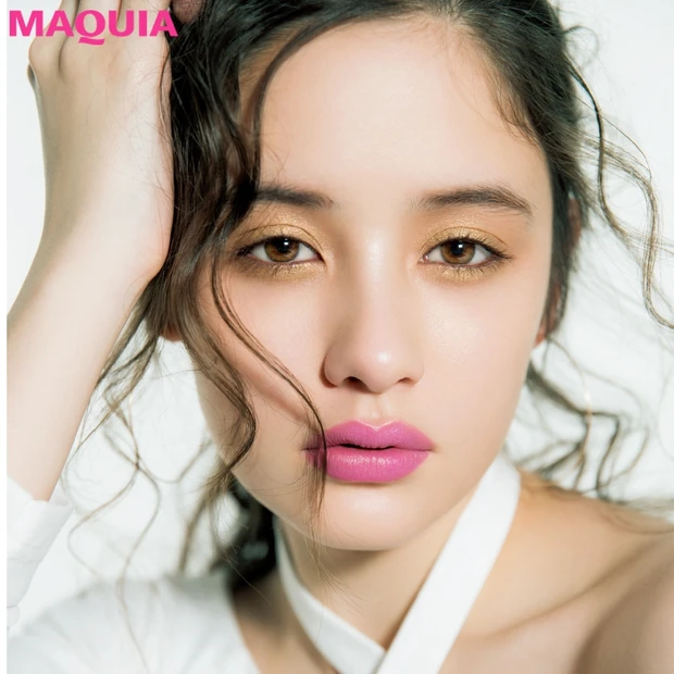 小田切ヒロ流！ ゴールドアイ×青みピンクリップで作る大人POPメイク