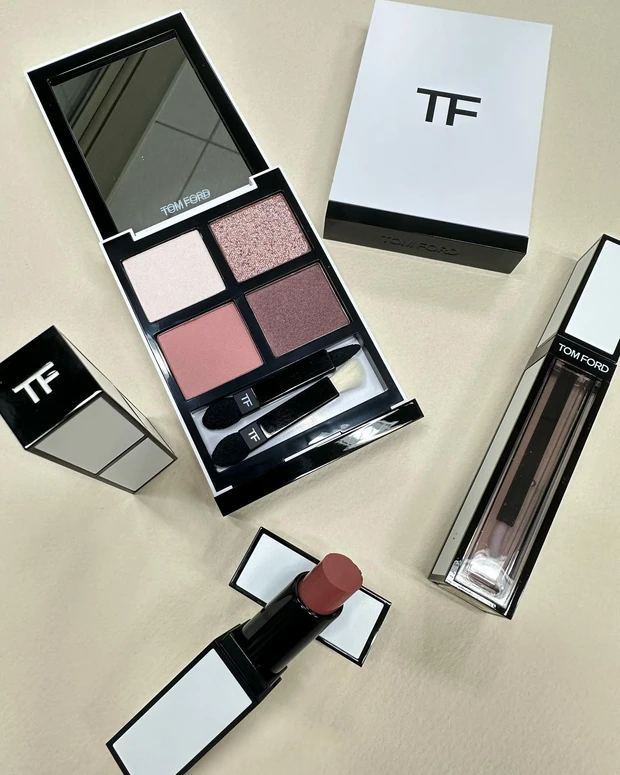 店長一押し TOM FORD BEAUTY ローズ ガーデン コレクション | wolrec.org