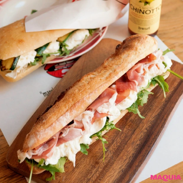 ミルキーでとろけるようなチーズが主役！パリで人気のサンドウイッチ”ンーモ…