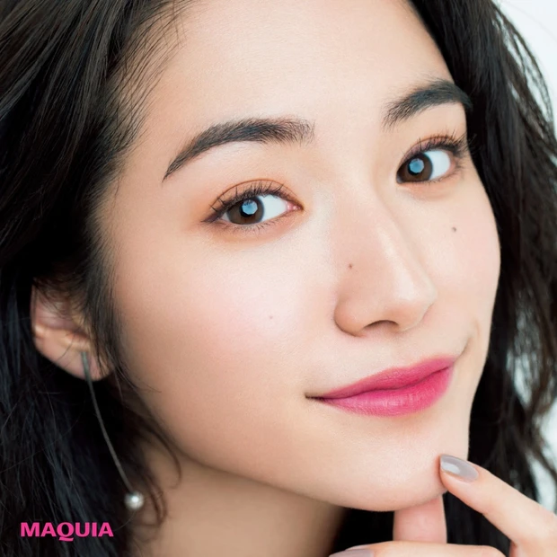 イエローベースに 似合うツヤ軽レッド