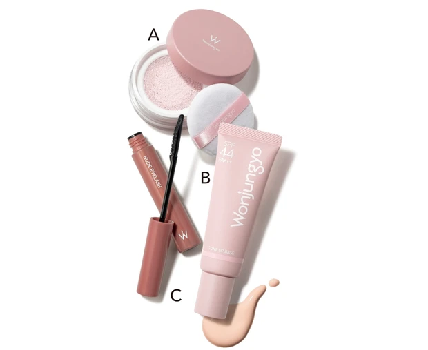 A ウォンジョンヨ フィクシングブラーパウダー 01 10g ￥1980、B 同 トーンアップベース 01 ［SPF44・PA+++］ 25g ￥1430、C 同 ヌードアイラッシュ 01 ￥1430／Rainmakers