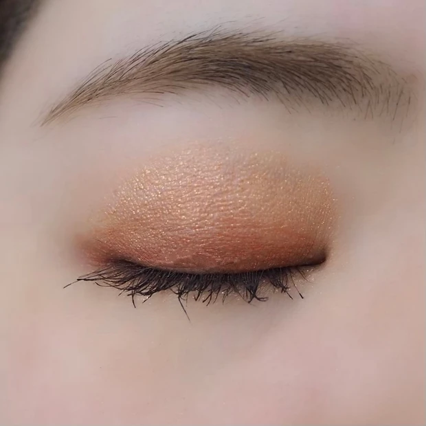 NARS(ナーズ)サマーソルスティスアイシャドウパレットを使ったメイク