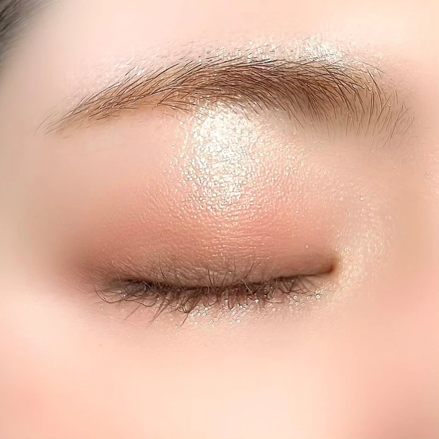 BIDOL(ビーアイドル)THEアイパレ 107 期待のローズブラウン アイメイク