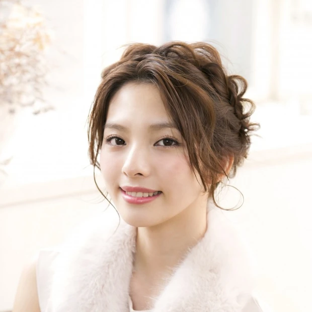 Xmasの夜に彼のココロを甘く溶かす、レディなラッピング風シニヨン♡