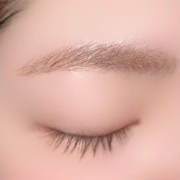 KATE アイブロマスカラ ミルクベージュ うす眉 眉コンシーラー 脱色級