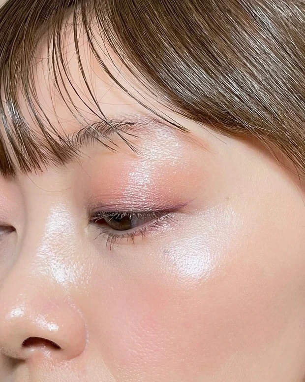 キャンメイク むにゅっとハイライター 04 ブルートパーズのレビュー イエベ