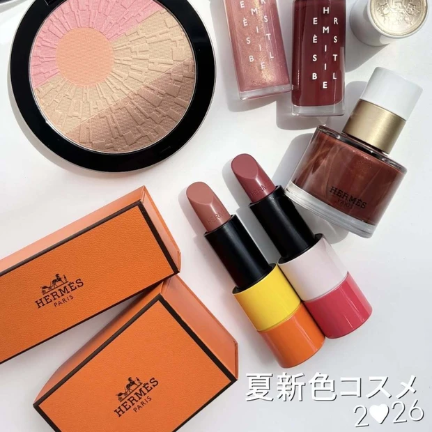 【夏新色コスメ2026】エルメスの限定コレクションをスウォッチ！ “地中海の夕焼け”がテーマ