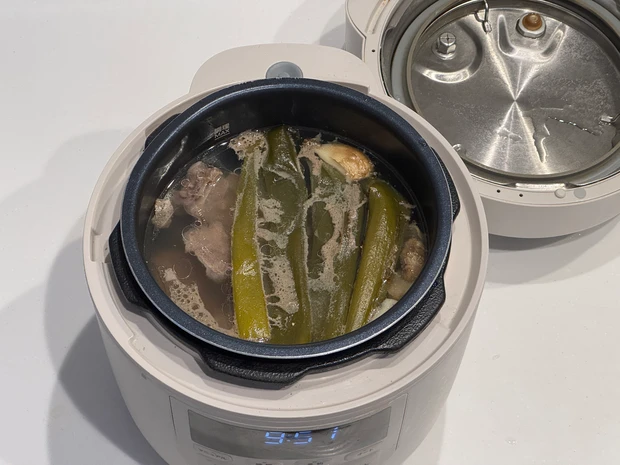 ボーンブロスの作り方　電気圧力鍋