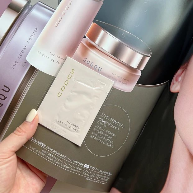 【ポーチの中身】MAQUIA10月号の見どころ＆豪華付録「レスポートサック おしゃれカモフラ柄ポーチ」の魅力をご紹介！_2_2