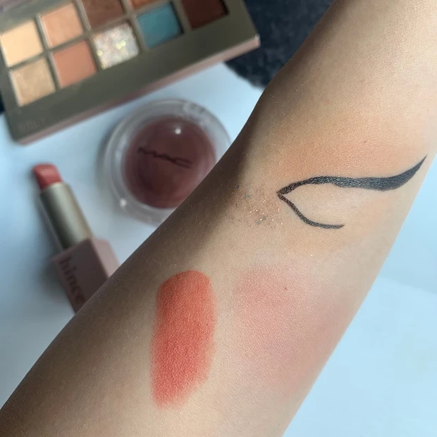 【BLACKPINK風メイク】アンニュイなジェニーちゃんの雰囲気にチャレンジ!メイクのポイントや使用アイテムをご紹介_4