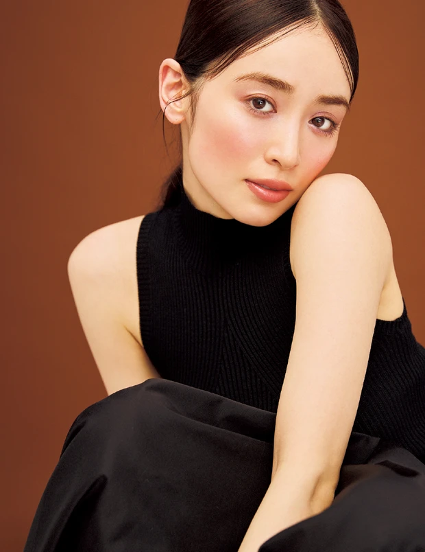 【秋メイク2024】トレンドカラーを使ったおすすめの秋メイクは？ 秋新色コスメの使い方をレクチャー_29