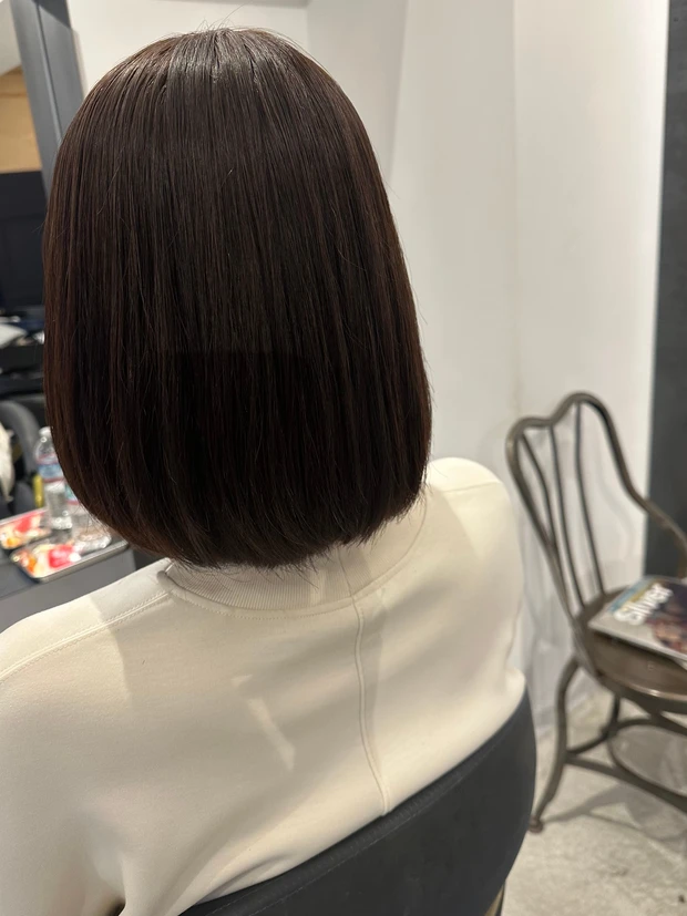 毛 髪 美容院 女性